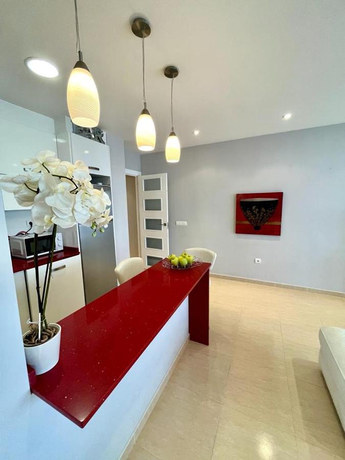 Dali Poniente Apartment Бенидорм Екстериор снимка
